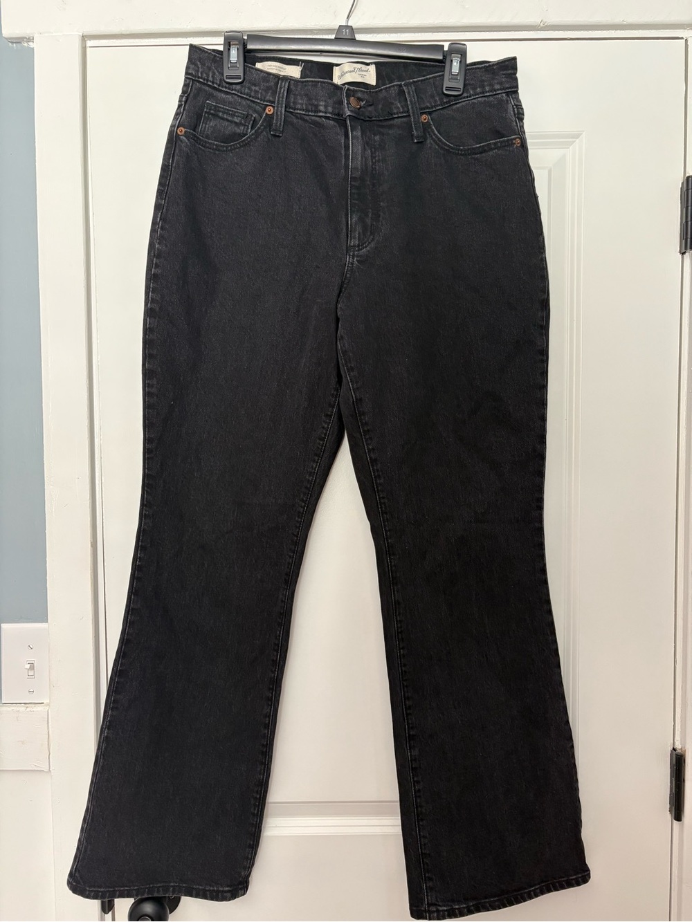 Universal Threads Black High Rise Boot Cut Jeans